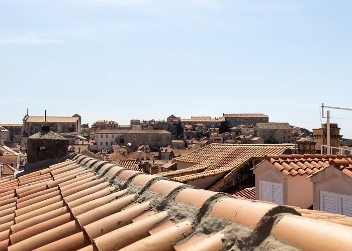 Central Old Town Apartments