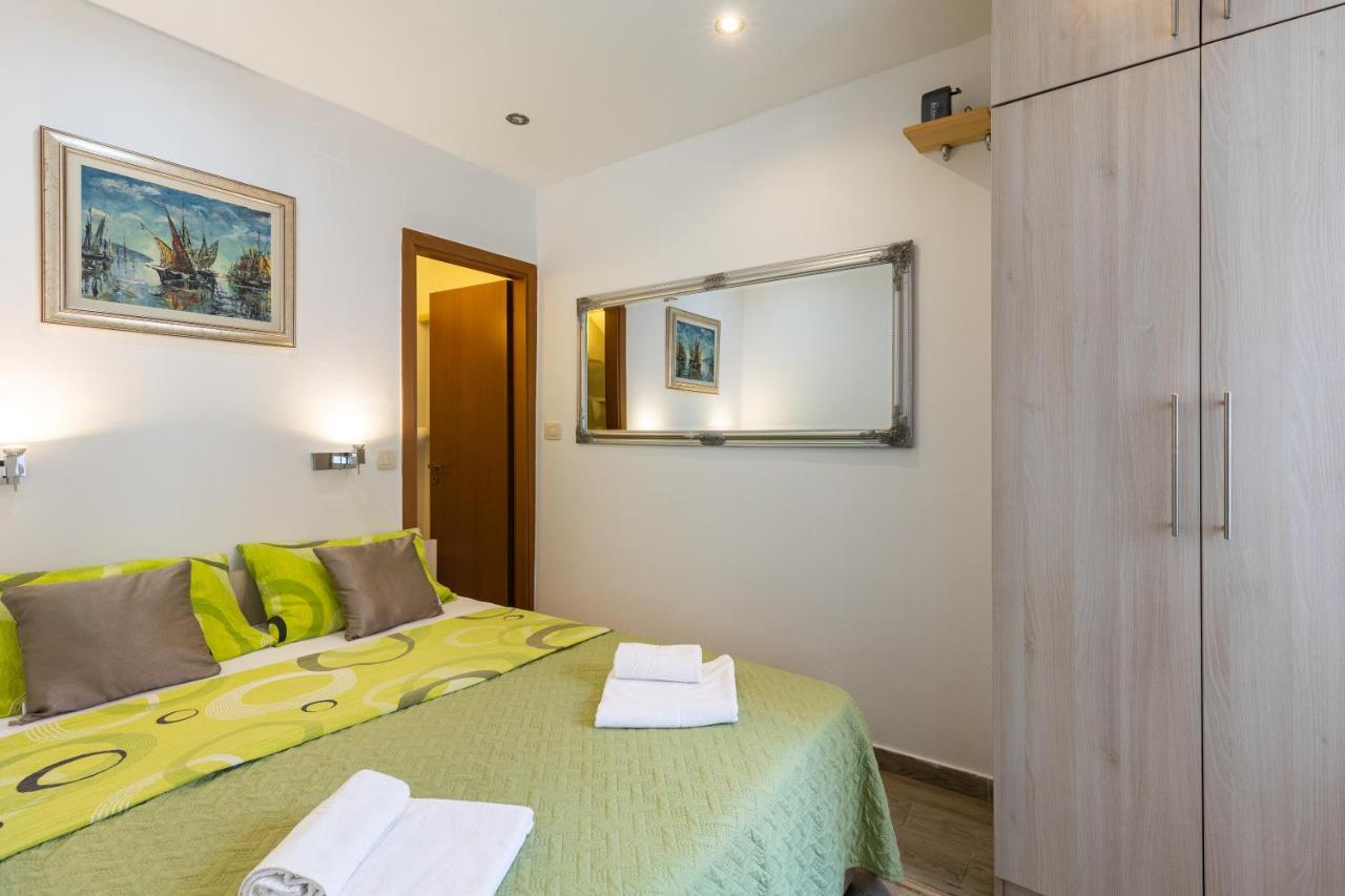 Old Town Apartment