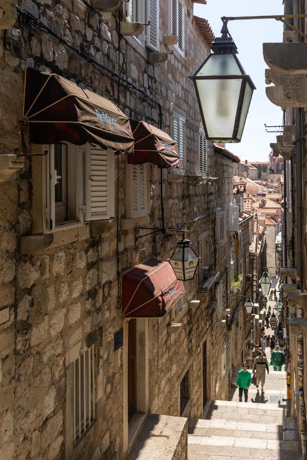 Old Town Apartment
